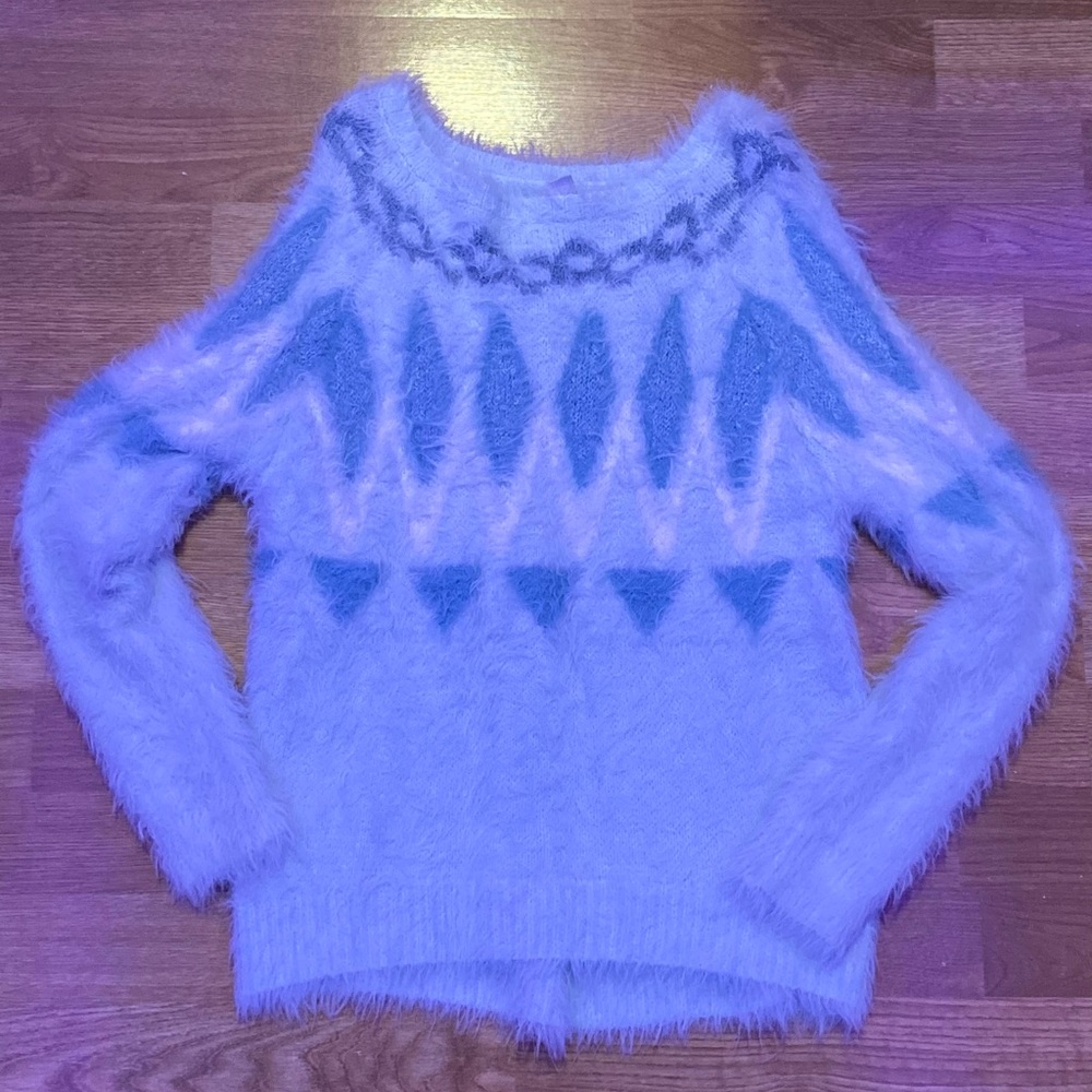 Sweater - Picture 2 of 2